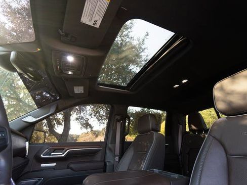 Used 2023 GMC Sierra 1500 Denali w/ Denali Reserve Package image 31