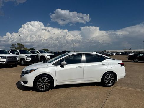 Certified 2025 Nissan Versa SV w/ Trunk Package FWD image 12