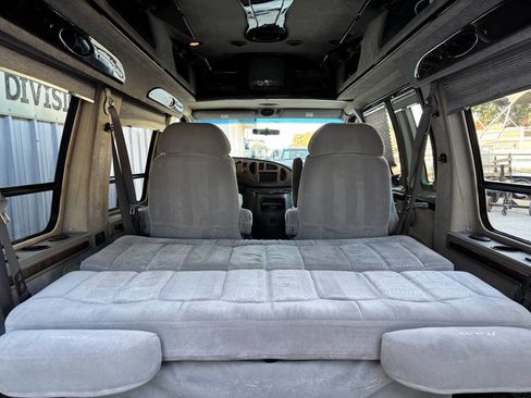 Used 2003 Ford E-150 and Econoline 150 image 17