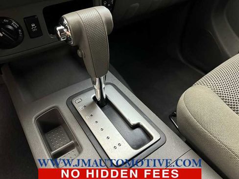 Used 2019 Nissan Frontier SV image 27