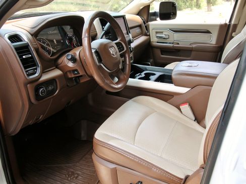Used 2022 RAM 3500 Laramie w/ Body Color Bumper Group AWD/4WD image 21