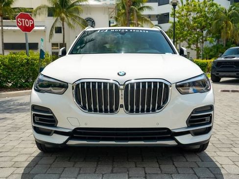 Used 2023 BMW X5 xDrive40i w/ Parking Assistance Package AWD/4WD image 7
