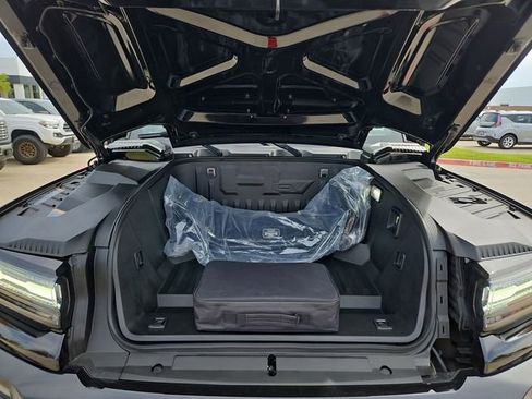 Used 2025 GMC Hummer EV 2X image 27