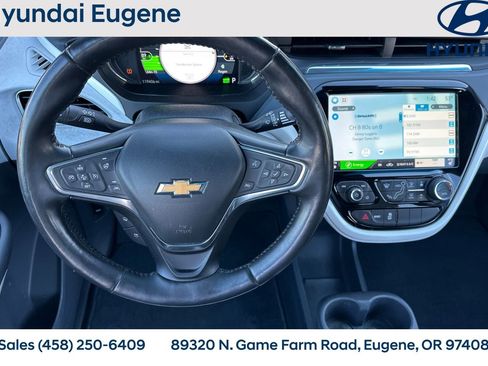 Used 2017 Chevrolet Bolt Premier w/ Driver Confidence II Package image 22