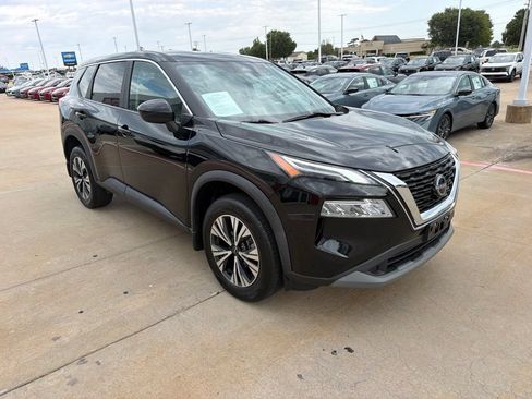 Used 2023 Nissan Rogue SV AWD/4WD image 7