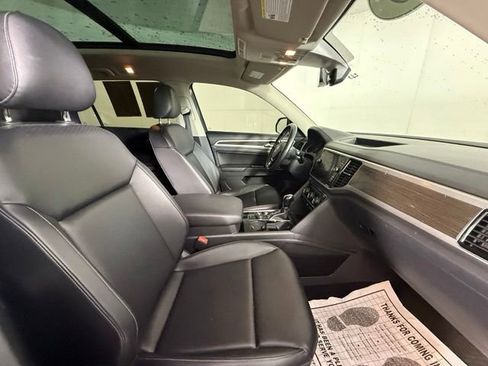 Used 2018 Volkswagen Atlas SEL AWD/4WD image 34
