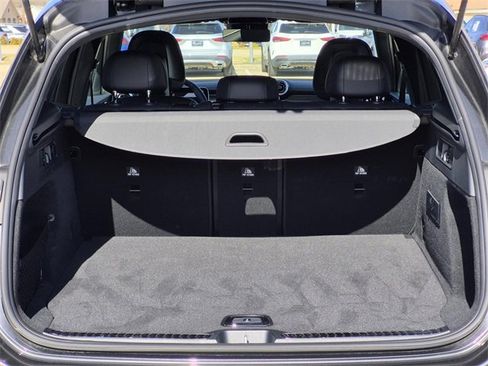 Certified 2025 Mercedes-Benz GLC 300 4MATIC image 9