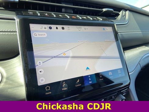 New 2023 Jeep Grand Cherokee Limited w/ Luxury Tech Group II image 20