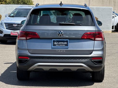 Used 2022 Volkswagen Taos S w/ IQ Drive S Package FWD image 8