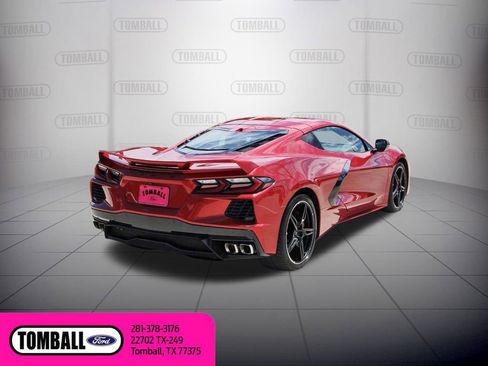 Used 2023 Chevrolet Corvette Stingray Preferred Cpe w/ Z51 Performance Package RWD image 7