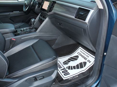 Used 2021 Volkswagen Atlas SEL image 18