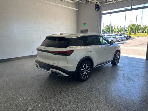 Certified 2023 INFINITI QX60 Sensory AWD/4WD image 3