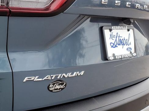 Certified 2023 Ford Escape Platinum image 10