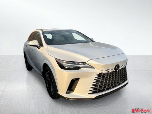 Used 2025 Lexus RX 350 Premium w/ Accessory Package AWD/4WD image 5