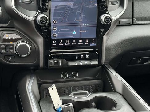 New 2026 RAM 1500 Big Horn AWD/4WD image 21