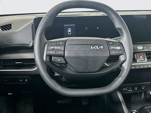 Used 2025 Kia K4 FWD image 18