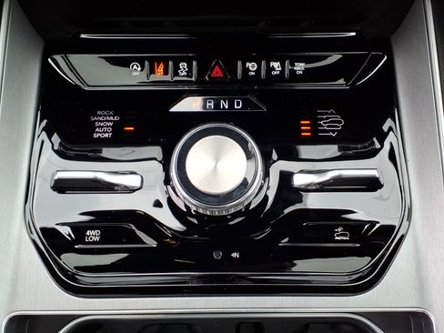New 2026 Jeep Grand Wagoneer Limited AWD/4WD image 14