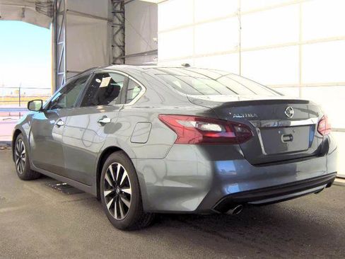 Used 2018 Nissan Altima 2.5 SL FWD image 4