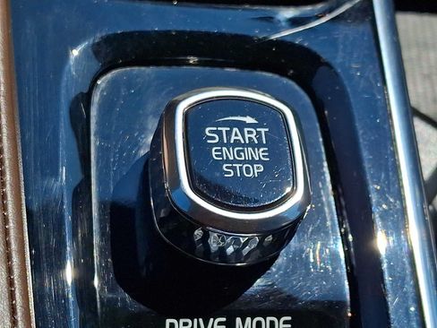 Used 2018 Volvo S90 T6 Inscription w/ Luxury Package AWD/4WD image 23