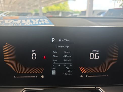 Certified 2025 Kia Sorento LX FWD image 18
