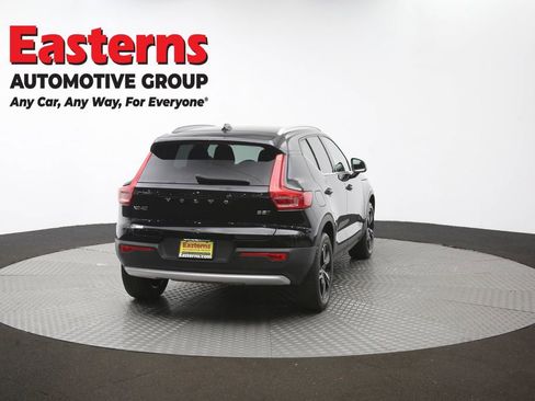 Used 2024 Volvo XC40 B5 Core AWD/4WD image 39