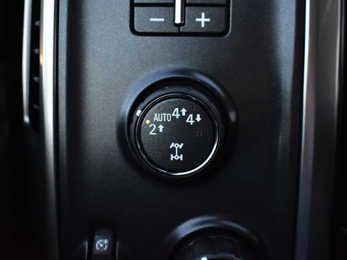 Used 2018 Chevrolet Silverado 1500 LTZ w/ LTZ Plus Package image 27