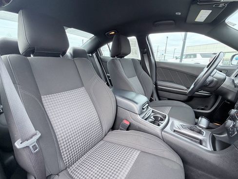 Used 2023 Dodge Charger SXT image 19