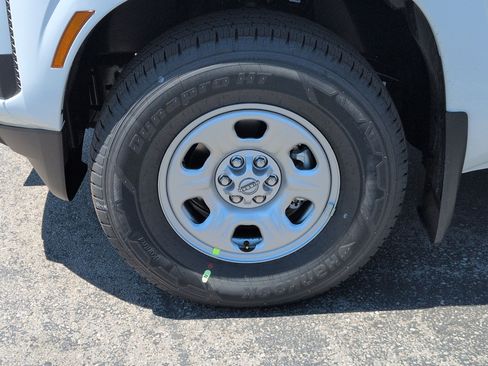 New 2026 Nissan Frontier S RWD image 9