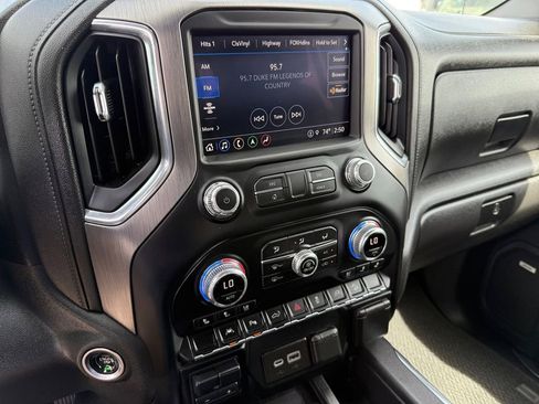 Used 2021 GMC Sierra 1500 Denali w/ Technology Package AWD/4WD image 17