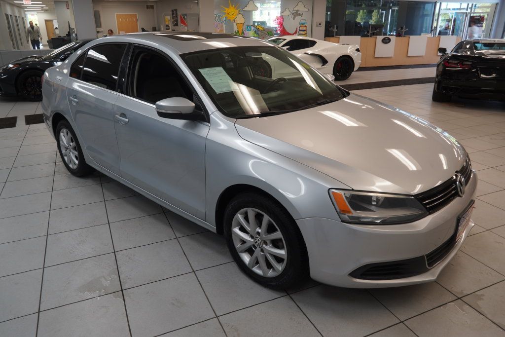 Used 2013 Volkswagen Jetta SE FWD image 15