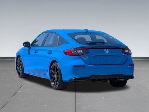 Used 2024 Honda Civic Sport image 3