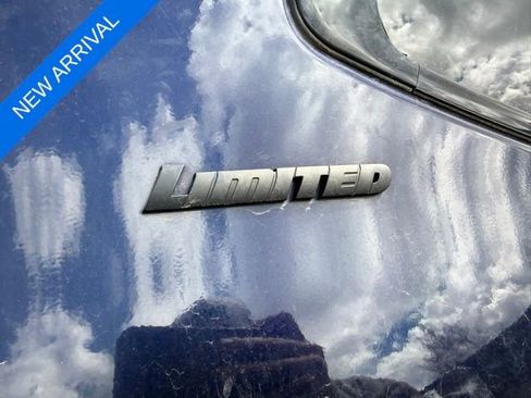 Used 2024 Toyota Tundra Limited w/ TRD Off-Road Package image 5