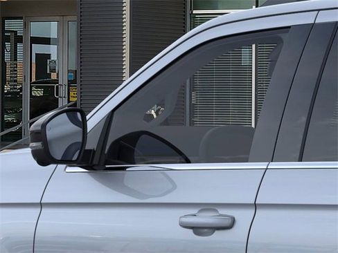 New 2026 Ford Expedition Active image 20