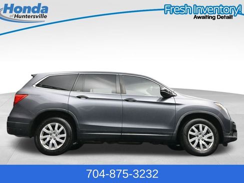 Used 2020 Honda Pilot LX image 28
