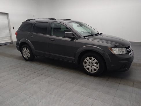 Used 2019 Dodge Journey SE FWD image 11