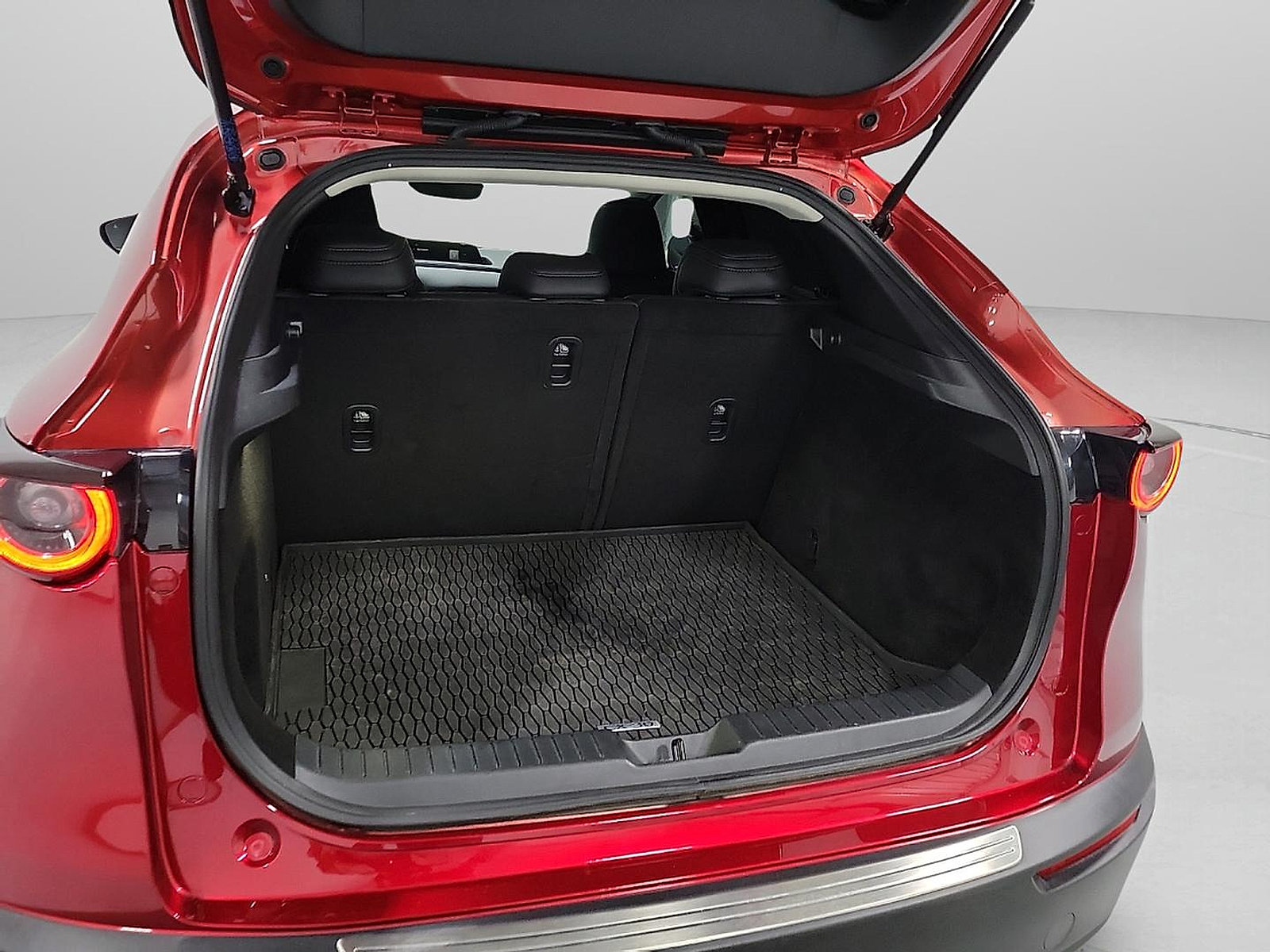 Used 2025 MAZDA CX-30 AWD 2.5 S w/ Preferred Package image 7