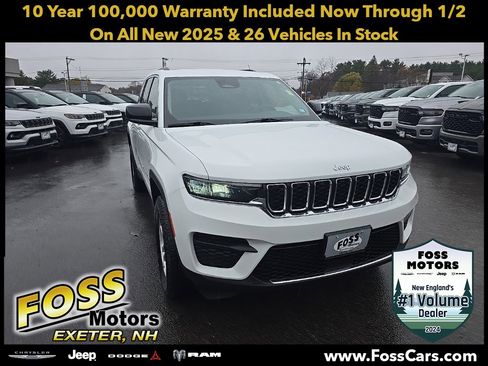 Certified 2023 Jeep Grand Cherokee Laredo image 1