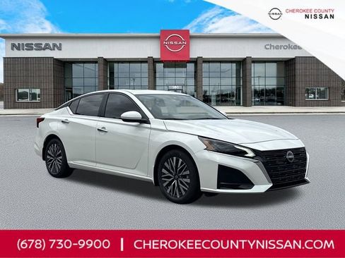 New 2025 Nissan Altima 2.5 SV w/ SV Premium Package image 1