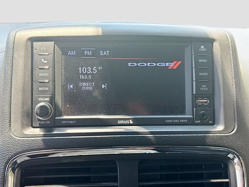 Used 2020 Dodge Grand Caravan SXT FWD image 16