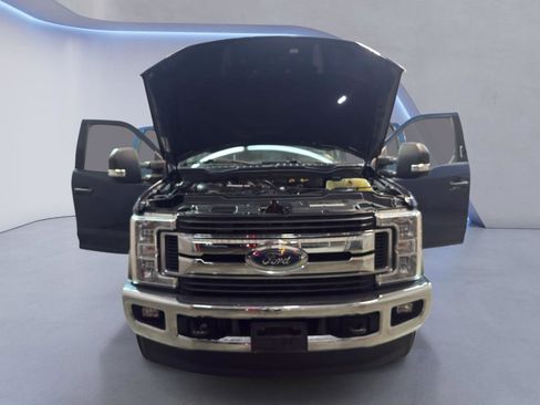 Used 2017 Ford F350 XLT w/ XLT Value Package image 8