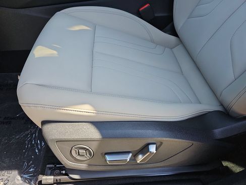 New 2026 Audi Q3 quattro 2.0T AWD/4WD image 31