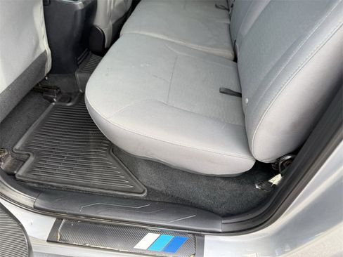 Used 2019 Toyota Tacoma SR5 image 13