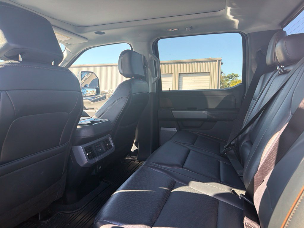 Used 2025 Ford F250 Lariat w/ Lariat Ultimate Package AWD/4WD image 12