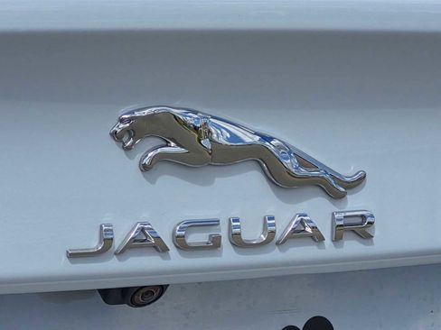 Used 2020 Jaguar XE S AWD/4WD image 11