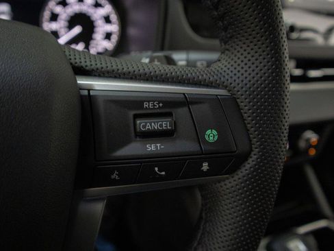 New 2025 Mitsubishi Outlander SE image 12