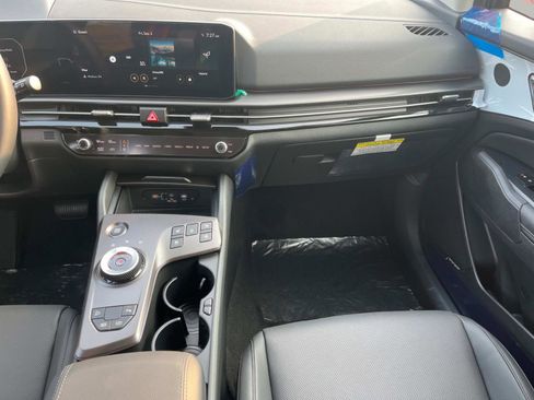 New 2026 Kia Sportage SX Prestige AWD/4WD image 13