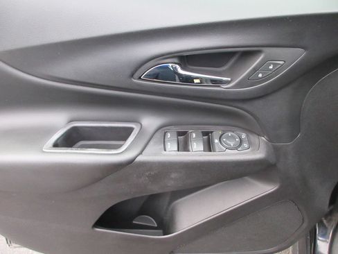 Certified 2019 Chevrolet Equinox LT FWD image 22