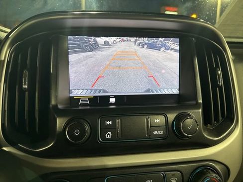 Used 2019 Chevrolet Colorado LT w/ Colorado RST Special Edition image 19