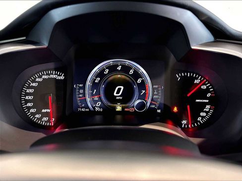 Used 2016 Chevrolet Corvette Z06 w/ Z07 Performance Package RWD image 21