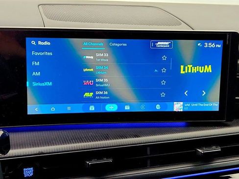 Used 2024 Hyundai Santa Fe Calligraphy AWD/4WD image 16